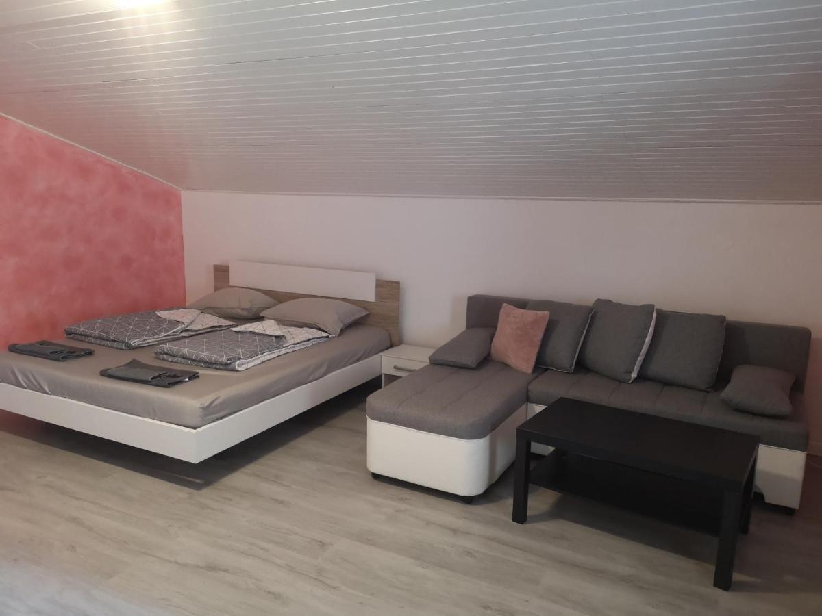 Saleto Apartma Jagodje Exteriör bild